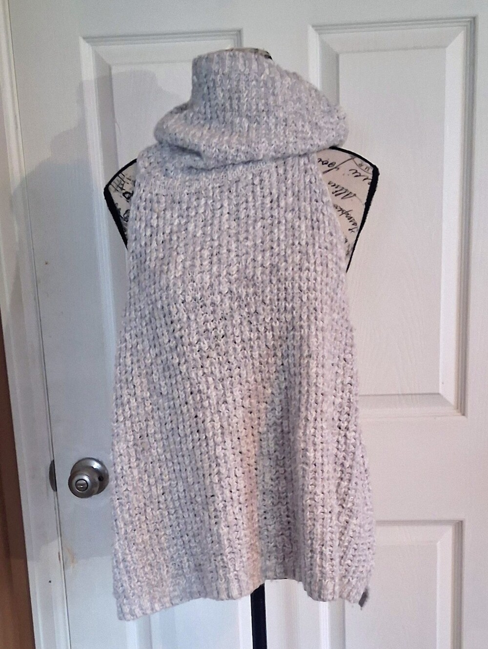 Pilcro Anthropologie Cowl Neck Sleeveless Sweater Light Gray Plus Size 1X